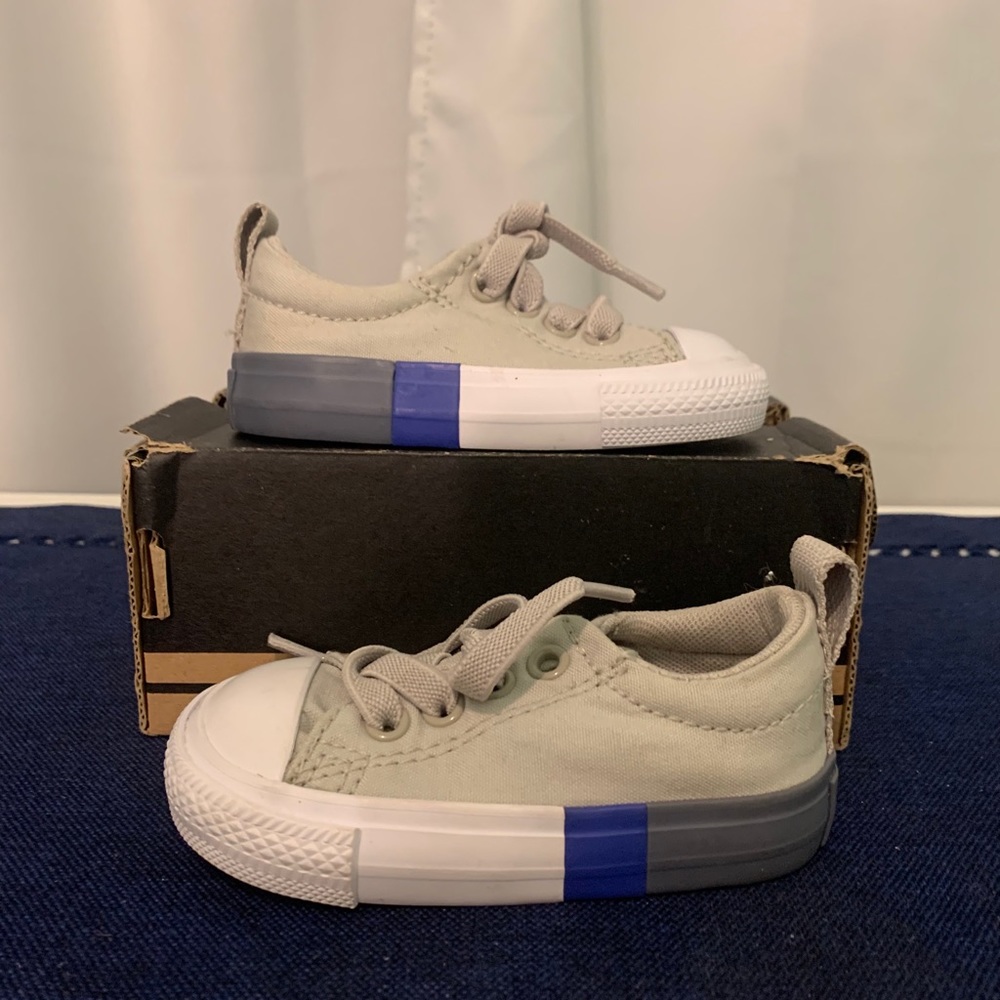 🔥 SOLD 🔥Toddler Baby Converse Chuck Taylor